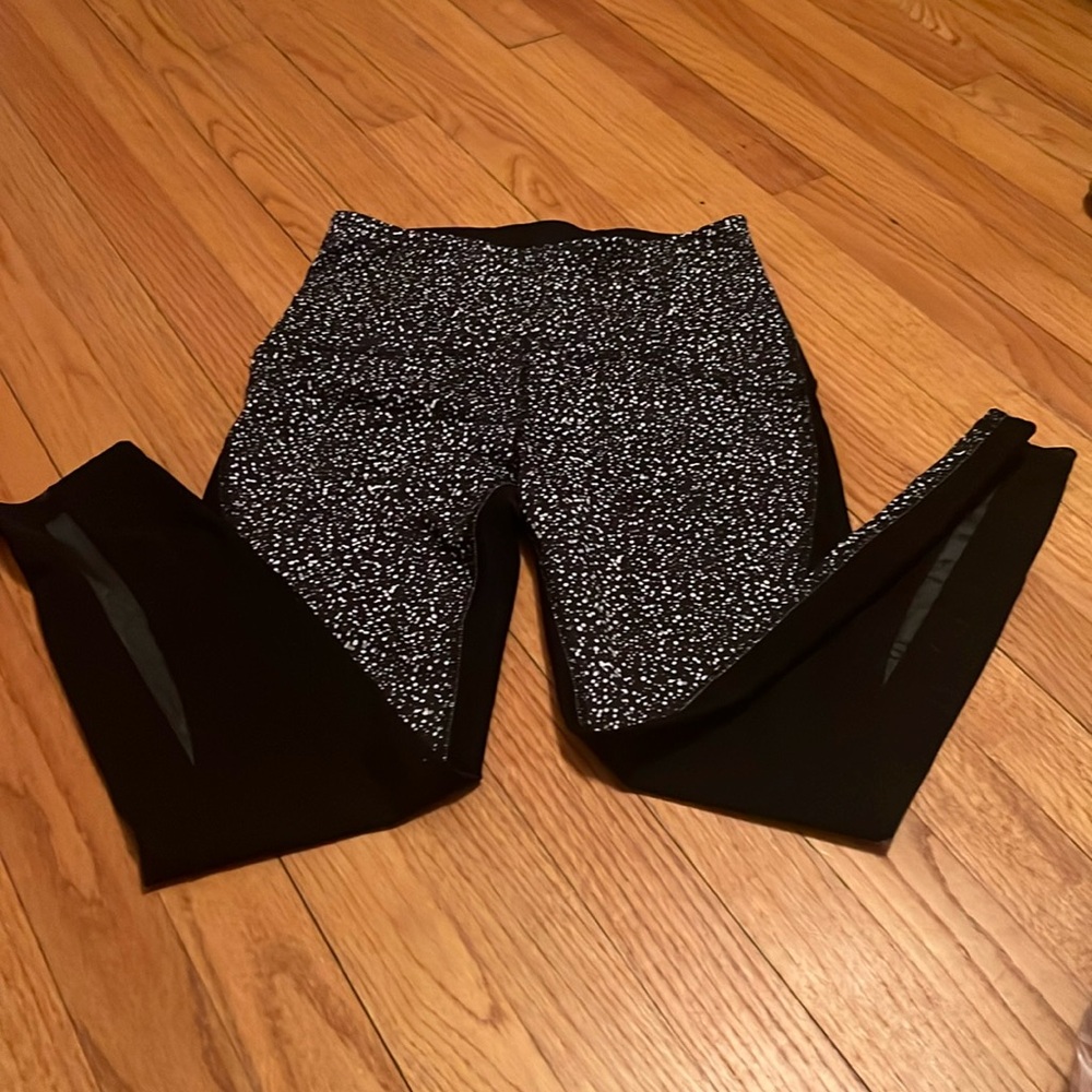 Super comfy pocketed leggings